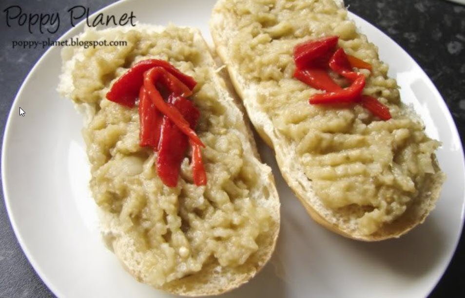 Eggplant salad served on bread